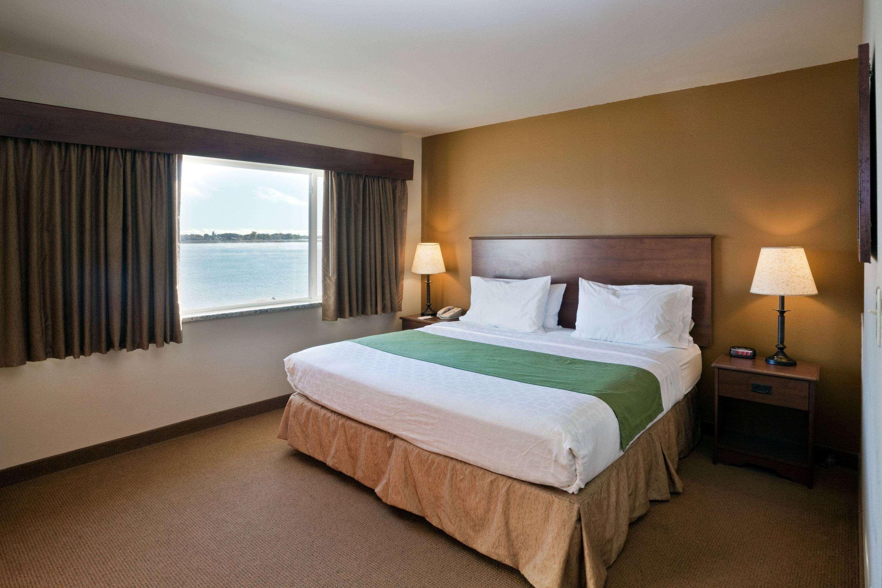Americinn By Wyndham Fort Pierre Conference Center Екстериор снимка
